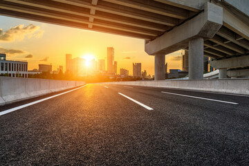 风采龟王电动车后轮轴承什么型号